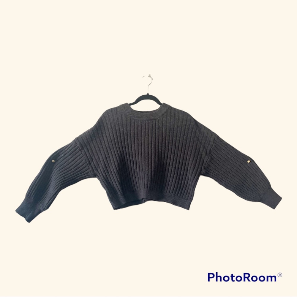 Long sleeve black shirt